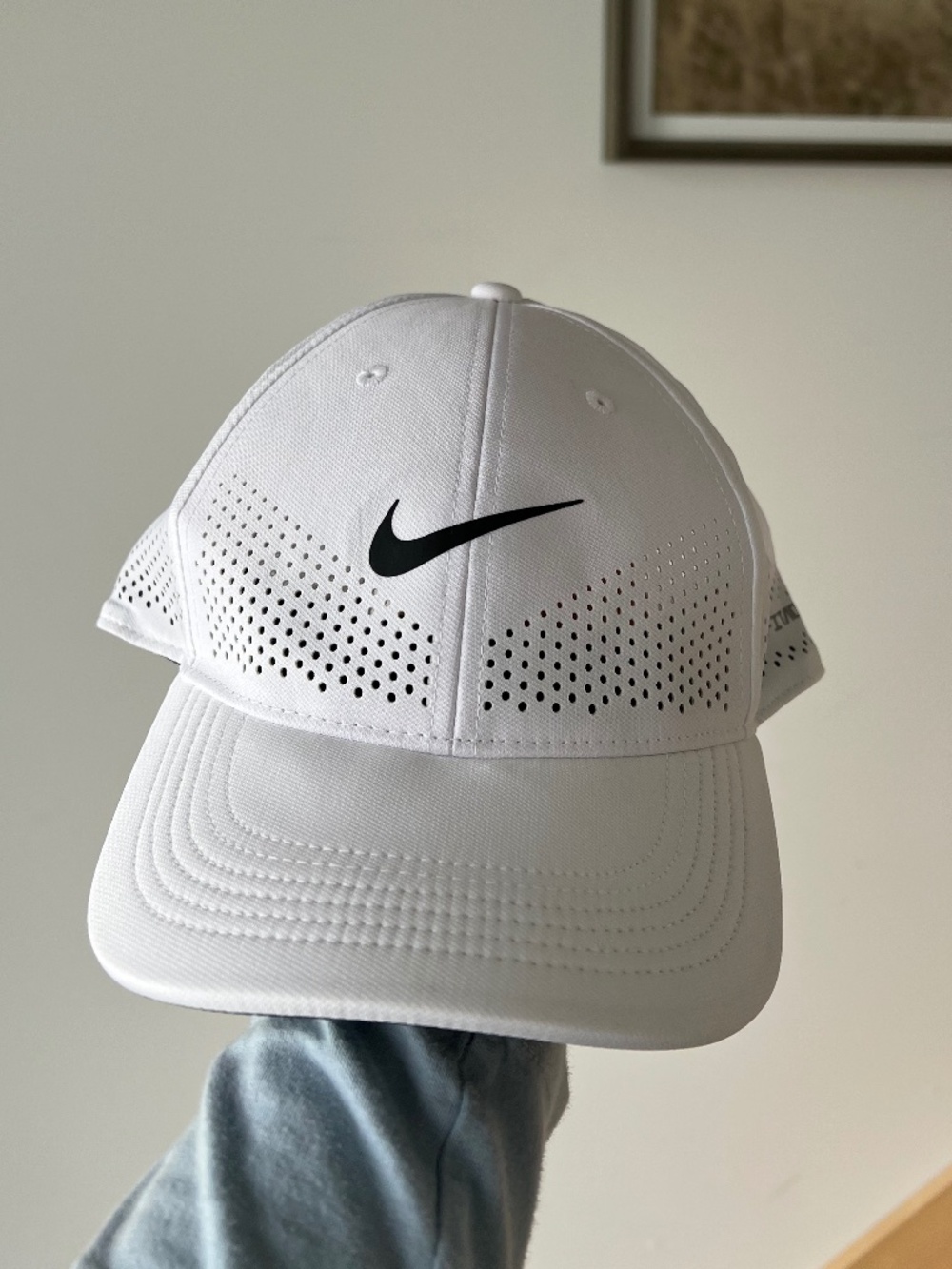 Nike Dri-FIT ADV Club Cap White M/L Performance Hat